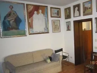 Residenza-giulia 5* Рим